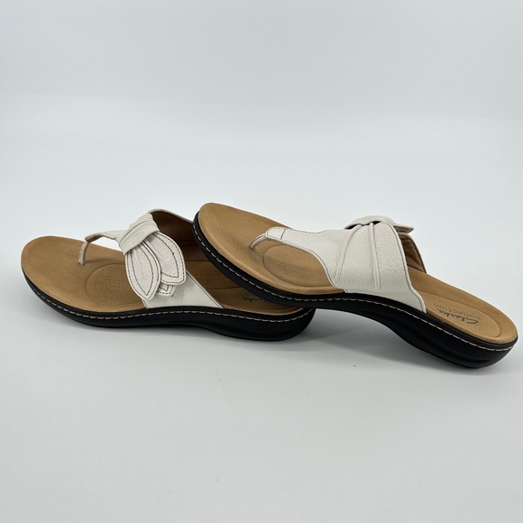 Clarks Collection White Leather Bow Thong Sandals‎ Women US 11 EU 42.5 Comfort - Picture 4 of 9